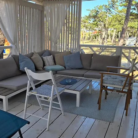 Azzuro Sea Retreat Mobile