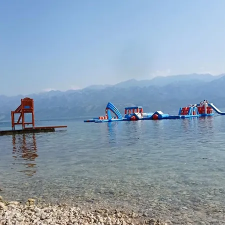 Azzuro Sea Retreat Mobile